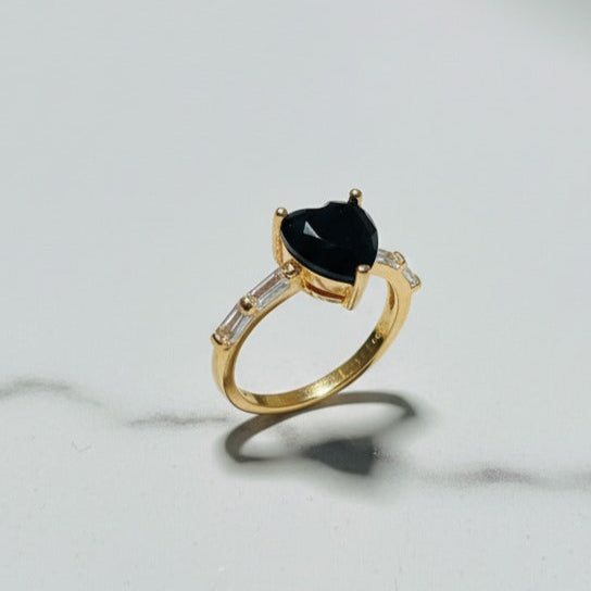 Ring with Black Heart-Shaped Gemstone