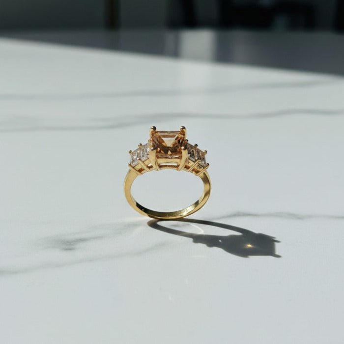 Beautiful Ring with Central Diamond - Stainless steel by Zehnoor | Ring