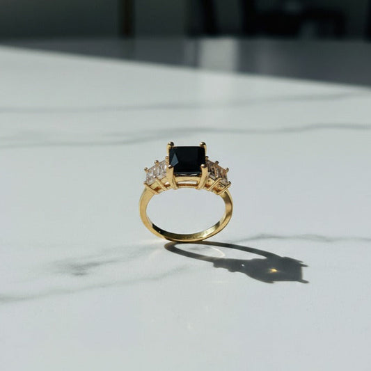 Premium Ring with Black Gemstone
