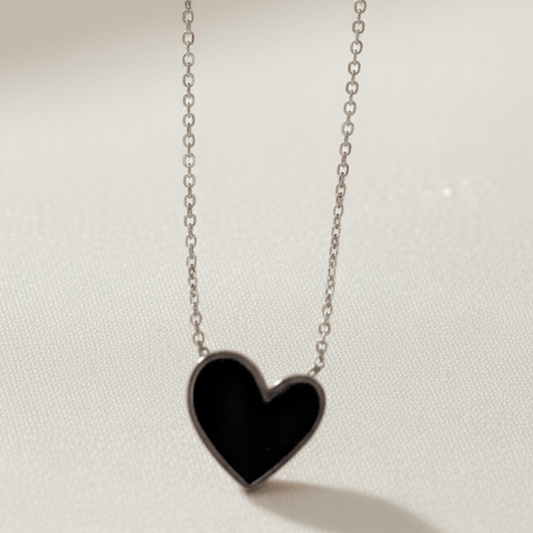 Onyx Heart Pendant Necklace - Stainless steel & Tarnish Free by Zehnoor | Locket