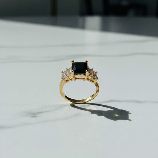 Premium Ring with Black Gemstone - Stainless steel by Zehnoor | Ring
